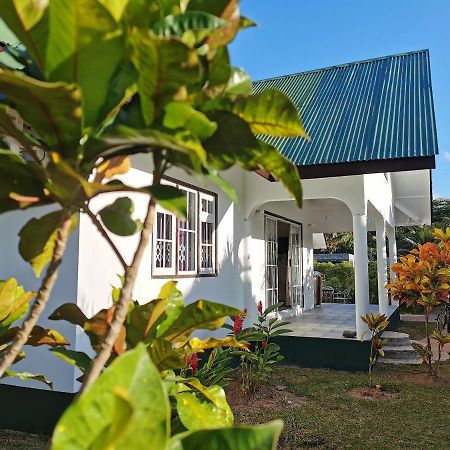 Chez Marva Grande Villa Coco 3 A 12 Personnes La Digue Luaran gambar