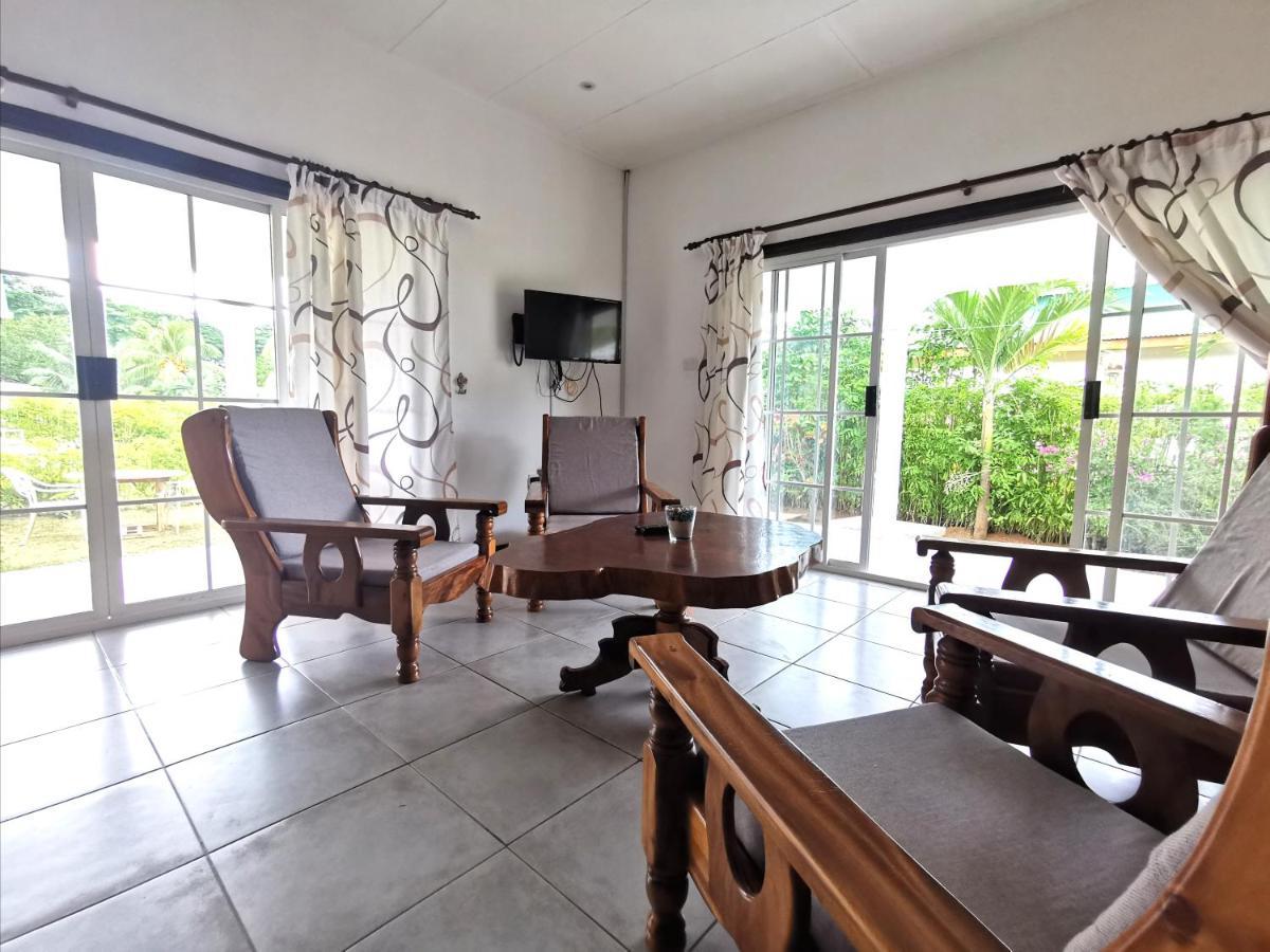 Chez Marva Grande Villa Coco 3 A 12 Personnes La Digue Luaran gambar
