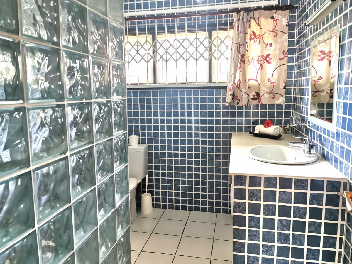 Chez Marva Grande Villa Coco 3 A 12 Personnes La Digue Luaran gambar