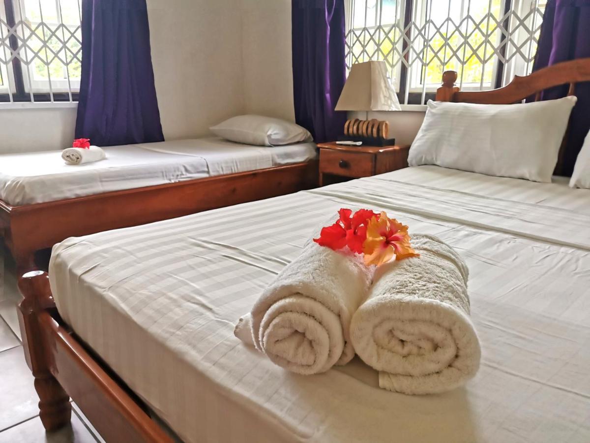 Chez Marva Grande Villa Coco 3 A 12 Personnes La Digue Luaran gambar