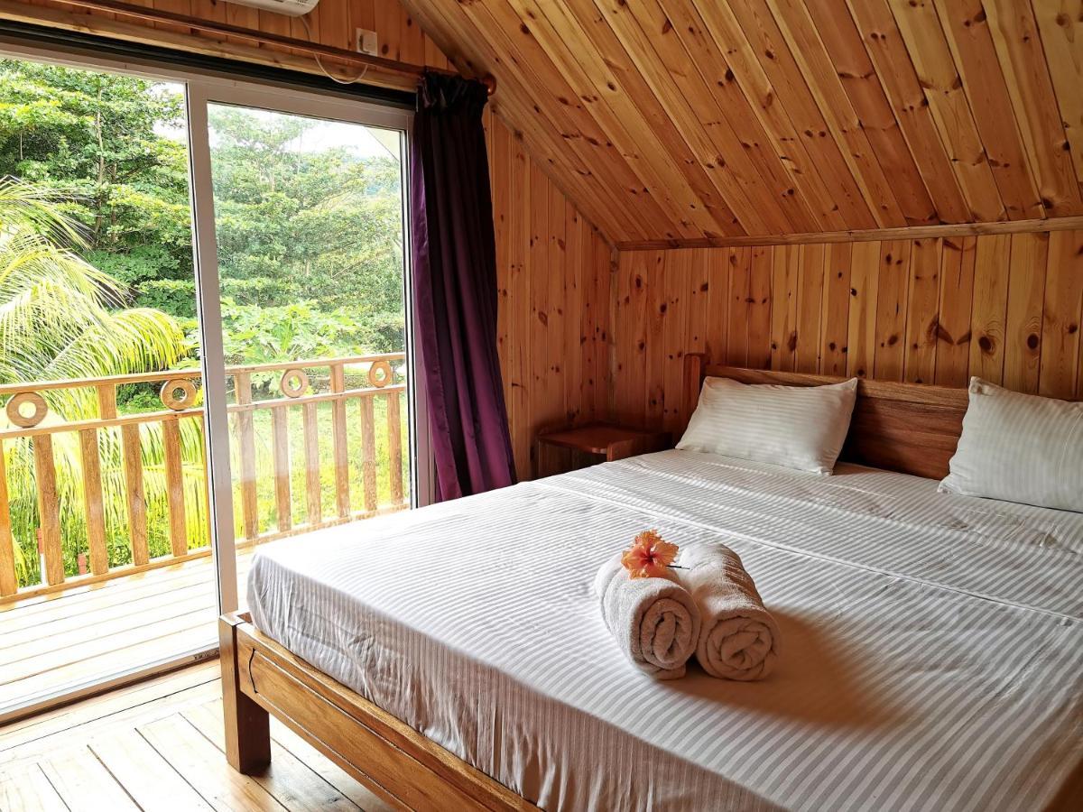 Chez Marva Grande Villa Coco 3 A 12 Personnes La Digue Luaran gambar